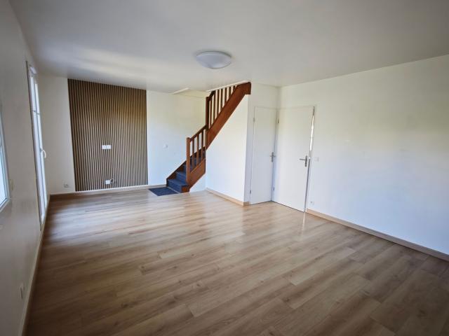 Location maison, m² T 5 à Magnanville, 1 240 €