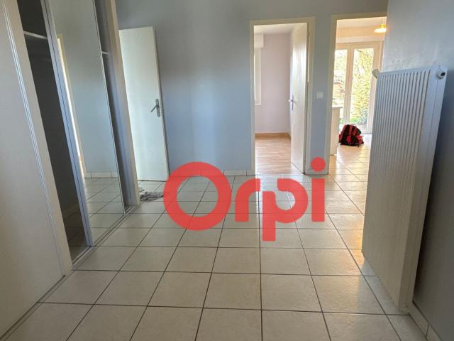 Location maison, m² T 5 à Nesle, 850 €