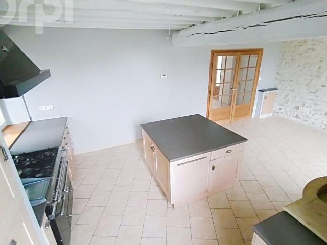 Location maison, m² T 5 à Rocquemont, 1 430 €