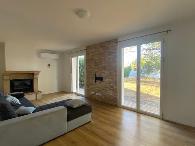 Location maison, m² T 5 à Saint Porquier, 1 250 €