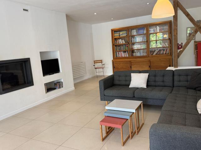 Location maison, m² T 5 à Saubusse, 1 900 €