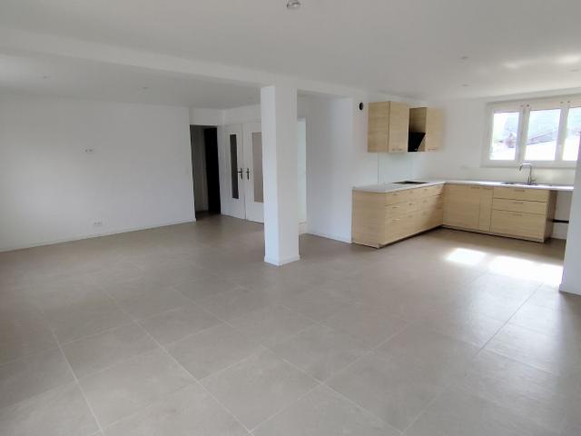 Location maison, m² T 6 à Meaux, 1 620 €