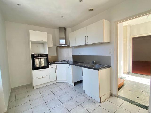 Location maison, m² T 6 à Périgueux, 1 318 €