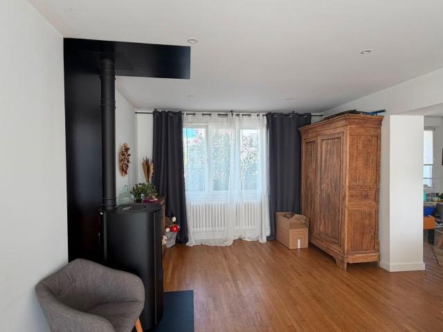 Location maison, m² T 6 à Saint Renan, 1 350 €