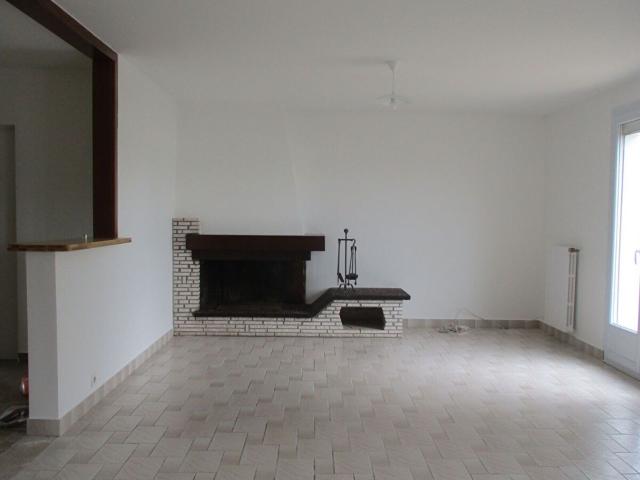 Location maison, m² T 7 à La Turballe, 1 032 €