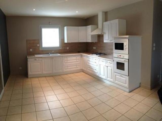 location maison montanay 6 pièces 187 m2 rhone 69250 2089 € / mois