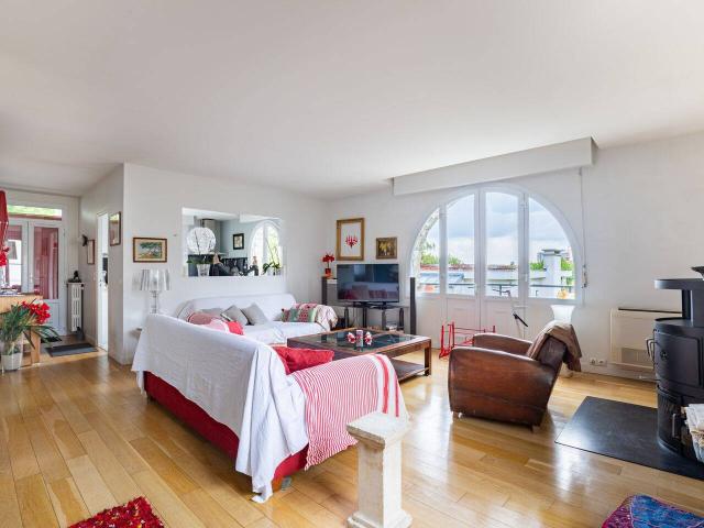 Location Maison meublée 215m² Chatillon