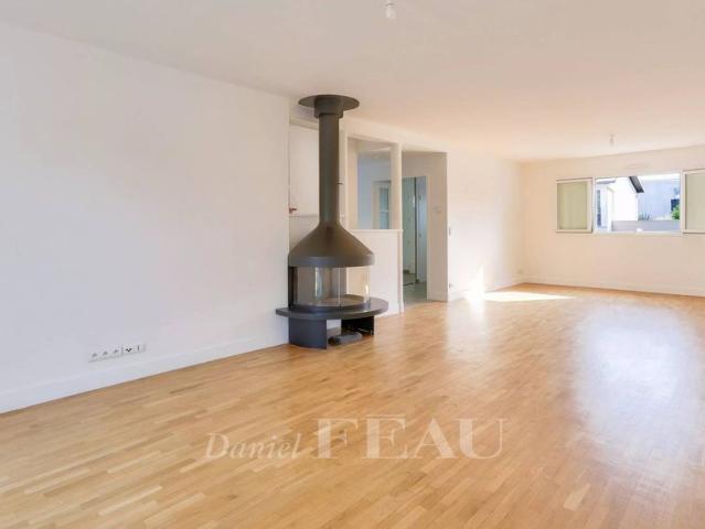 Location maison, Nanterre, 9 pièces, 322 m², ref 85124145