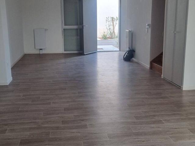 Location Maison neuve 101 m² à Nieul sur Mer 1 228 ¤ CC /mois