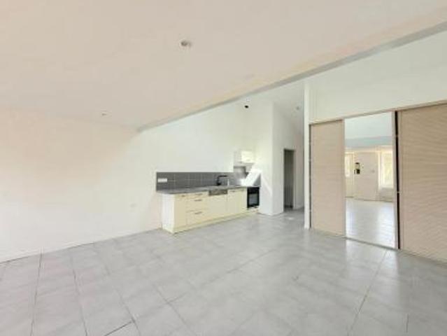 location maison saint christoly de blaye 4 pièces 79 m2 gironde 33920 900 € / mois