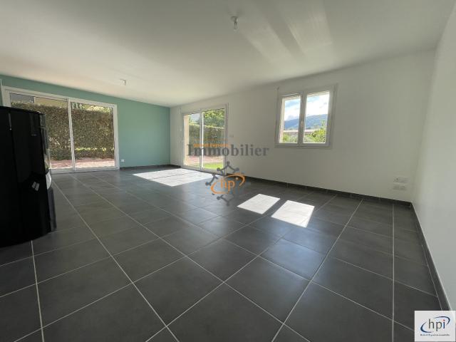 Location maison Saint Affrique 4 pièces 113m² 978€ | Hubert Peyrottes Immobilier