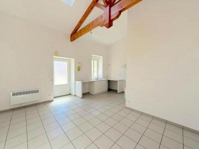 location maison saint genes de blaye 3 pièces 57 m2 gironde 33390 620 € / mois