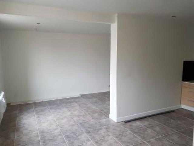 location maison saint loubes 1 pièce 90 m2 gironde 33450 890 € / mois