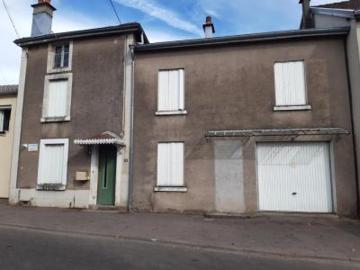 70800, Haute-Saône - Parking