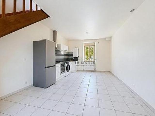 location maison saint leonard de noblat 2 pièces 45 m2 haute vienne 87400 430 € / mois