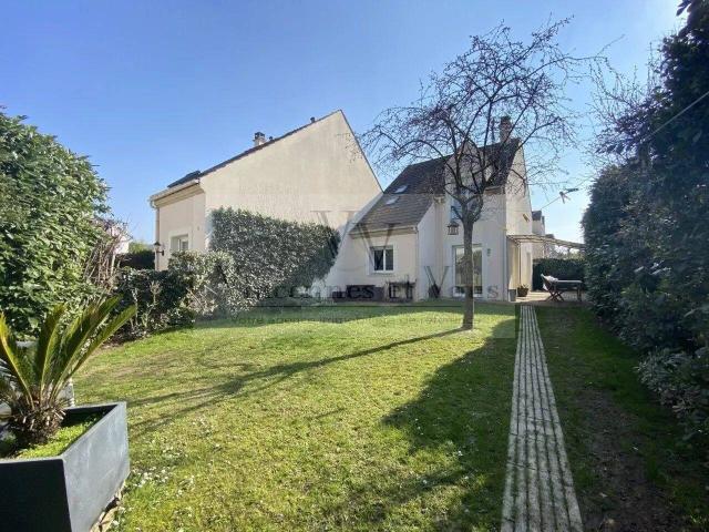 Location Maison Saint Maur des Fossés 2 230 €/mois
