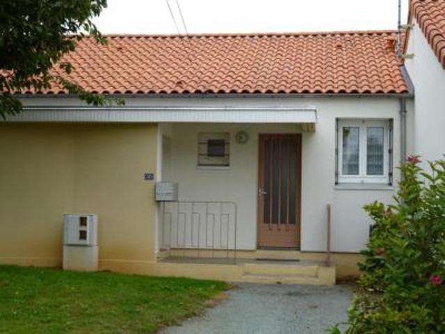 location maison saint pierre montlimart 38 m2 maine et loire 49110 278 € / mois