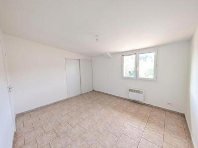 location maison saint victoret 3 pièces 70 m2 bouches du rhone 13730 950 € / mois