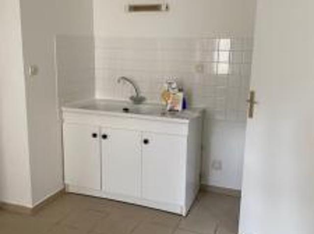 location maison pommiers 3 pièces 65 m2 indre 36190 530 € / mois