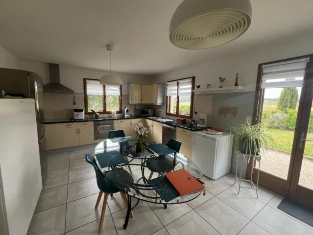 Location Maison Périgueux St Georges 24330 4 pièces 138 m²
