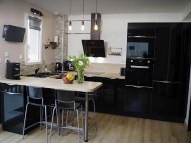location maison pertuis 85 m2 vaucluse 84120 1350 € / mois