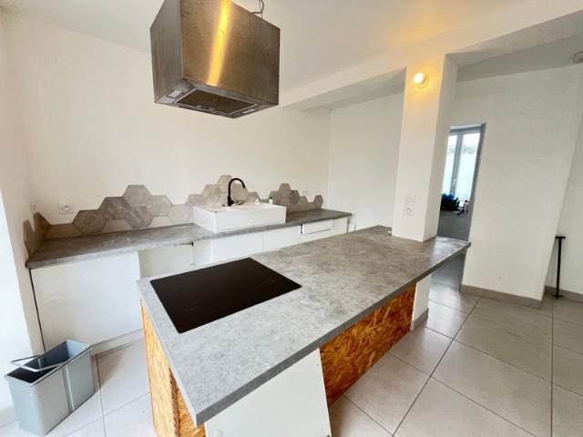 Location Maison Ploudalmezeau 29830 7 pièces 133 m²
