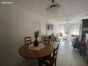location maison pugnac 170 m2 gironde 33710 1015 € / mois