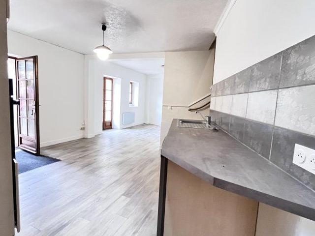 Location / Maison T3
