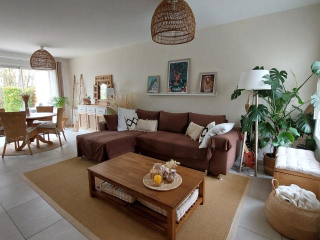 Location Maison T3 Meublée Très Lumineuse Parfait État