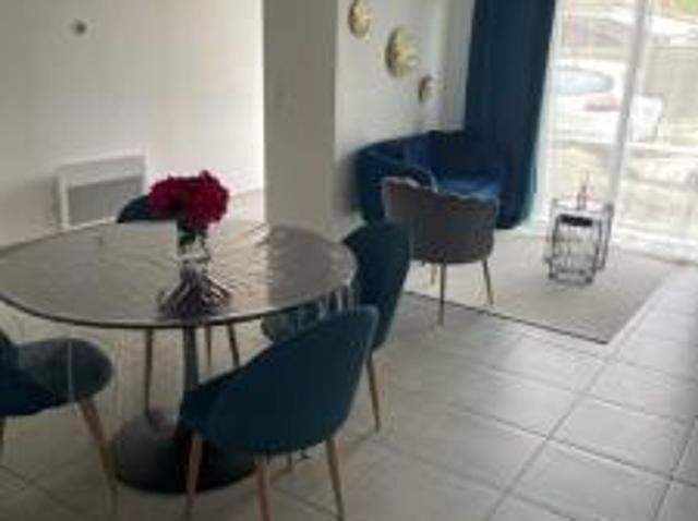 location maison toulenne 1 pièce 70 m2 gironde 33210 880 € / mois