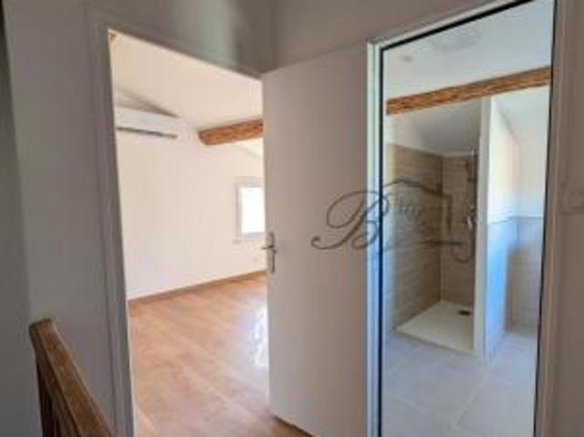 location maison tour d'aigues 3 pièces 50 m2 vaucluse 84240 700 € / mois