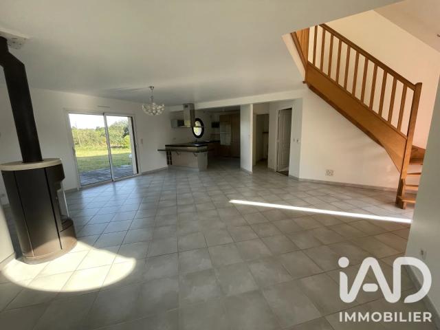 Location Maison traditionnelle 6 pièces