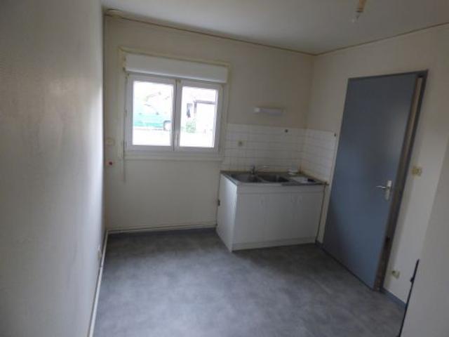 Location / Maison Type 4 à PIERREFITTE SUR SAULDRE