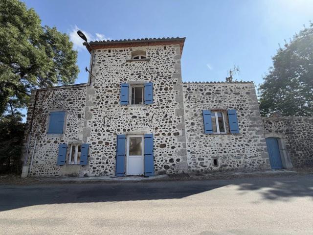 Location maison type 3 bis CHOMERAC
