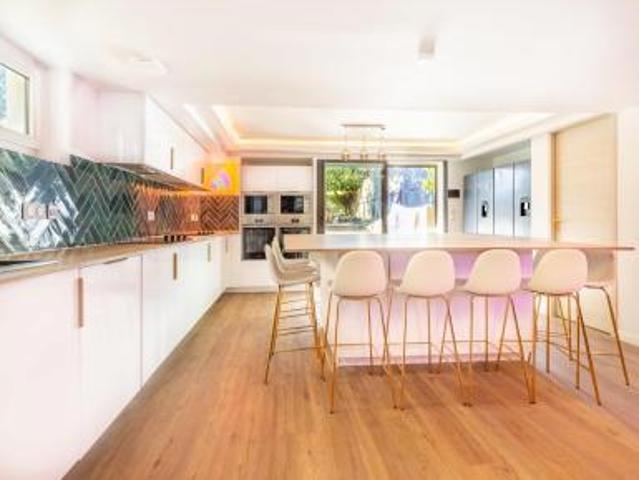 location maison villejuif 16 pièces 320 m2 val de marne 94800 750 € / mois