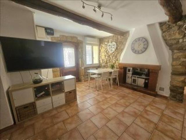 location maison villelaure 5 pièces 92 m2 vaucluse 84530 1200 € / mois