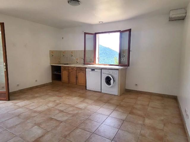 Location maisonnette de 38m² avec jardinet de 250m²