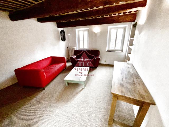 location meuble grasse est limite magagnosc partie de maison bastide avec jardinet et parking