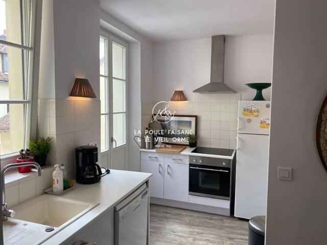 LOCATION MEUBLÉE APPARTEMENT MONTFORT L AMAURY 3 pièce s 65 m2