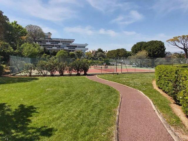 Location Meublée Appartement Antibes Saint Claude 615 €/mo