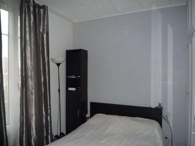 Location meublée appartement 2 pièces 34 m² Nanterre 92000 990 €