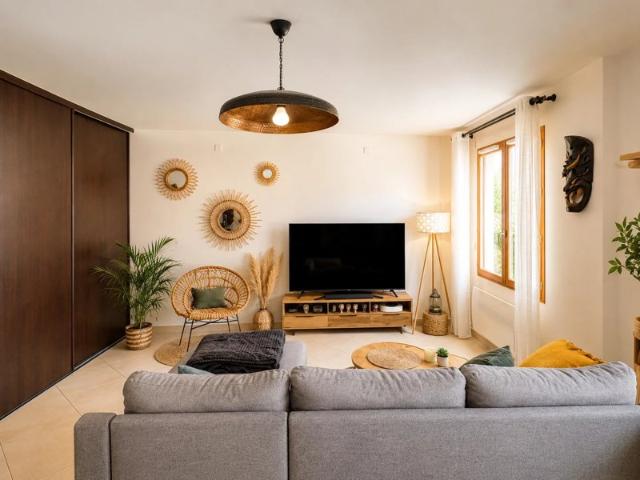 LOCATION MEUBLEE Charmant T2 de 56 m², cosy et lumineux, avec grand box inclus