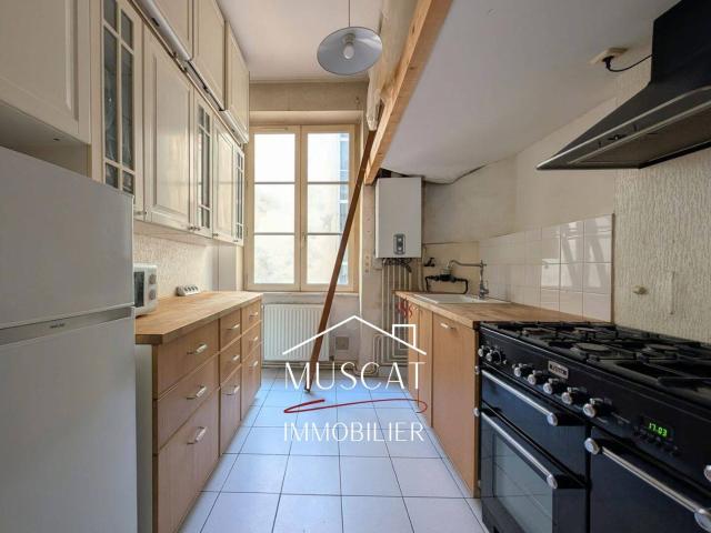 LOCATION MEUBLÉE LYON 69002 Appartement 3 pièces 80 m²