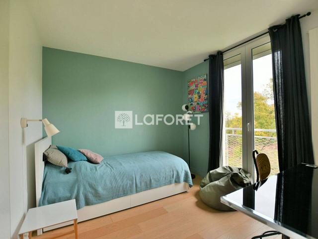 Location meublée La Celle Saint Cloud 3 pièce s 74 m2