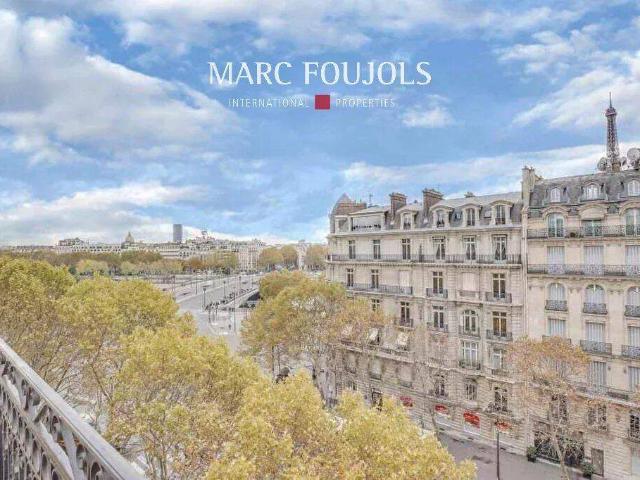 Location meublée Paris 8/16 Pont de l'Alma: appartement rénov