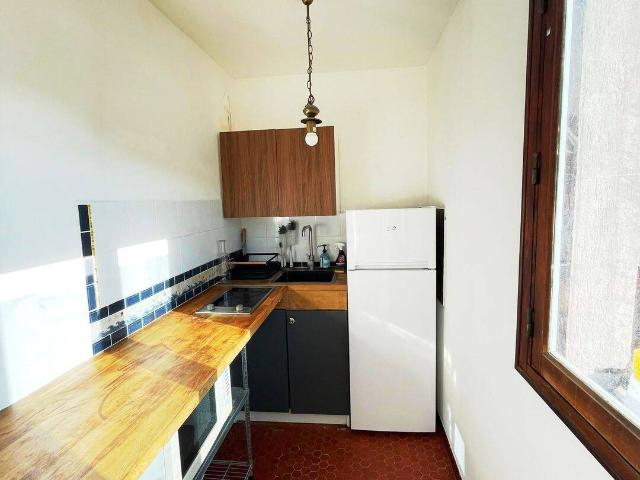 Location meublée studio 33,20 m² Paris 18E