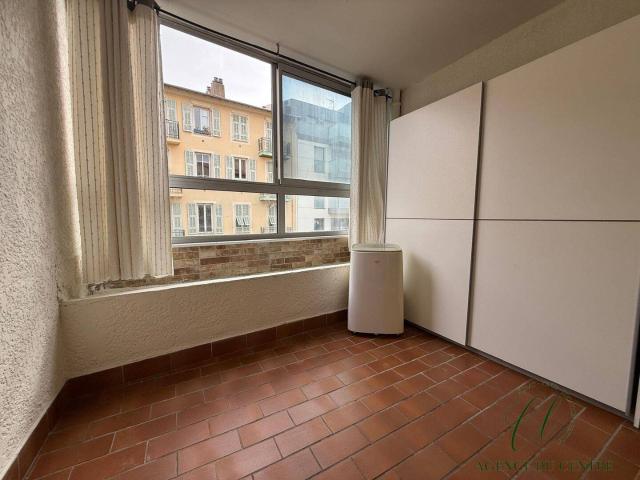 Location meublée Studio avec terrasse, Nice rue Barberis
