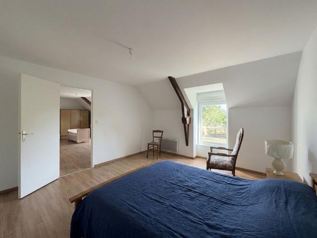 Location meublée: Vaste maison en pierre de 131 m2 avec jardin aux portes de Questembert