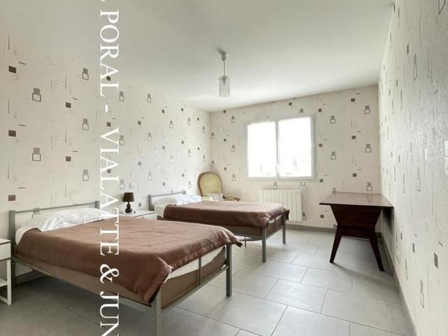 LOCATION MEUBLEE VILLA T3 SAINTE JULIE