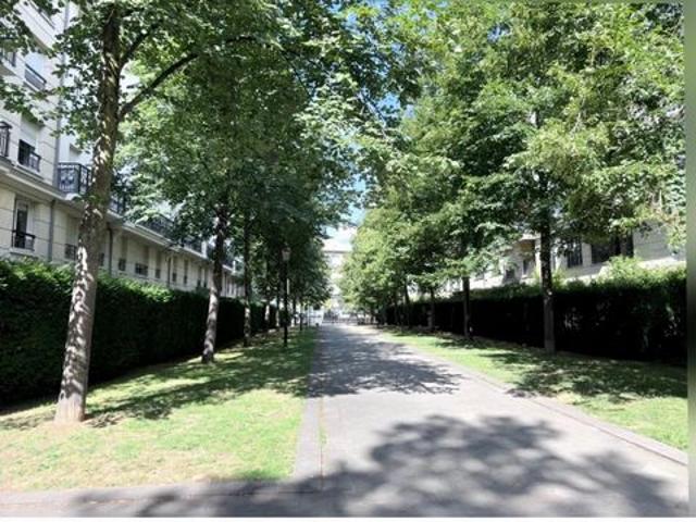 LOCATION MEUBLÉE 90M2 T4 SEJOUR/CUISINE 3 CHAMBRES SALLE DE BAIN WC